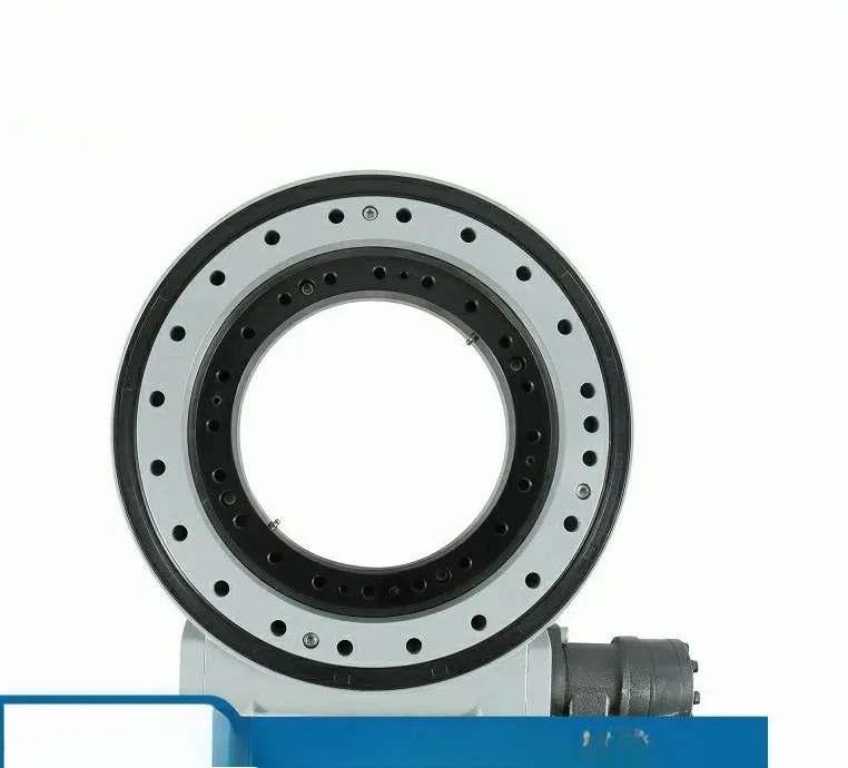 

Поворотный привод с закрытым корпусом серии SE SE17 с гидравлическим двигателем