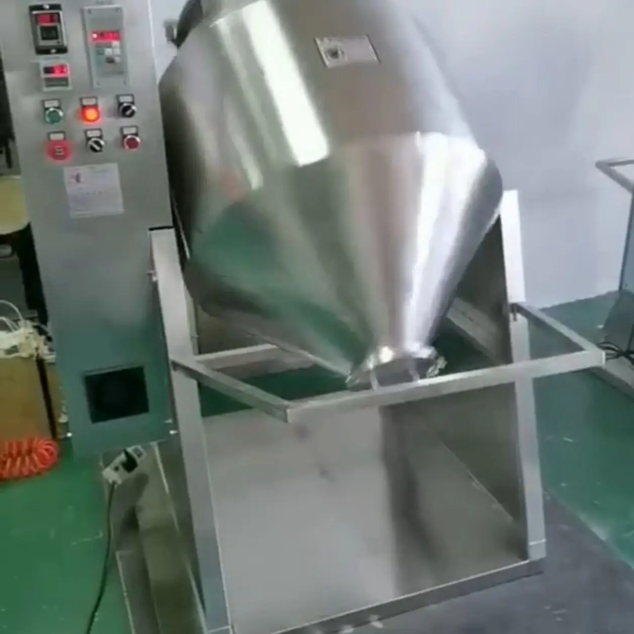 Stainless Steel Dry Powder Mixer Coffee Milk And Tea Powder Pigment Drum Powder Mixer In Laboratory