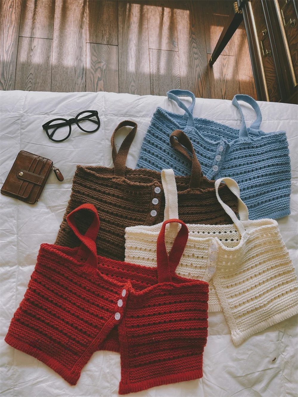 Conjunto de Top de Alças com Design de Renda Feita à Mão, Coleção de Verão Feminina Csole Svel