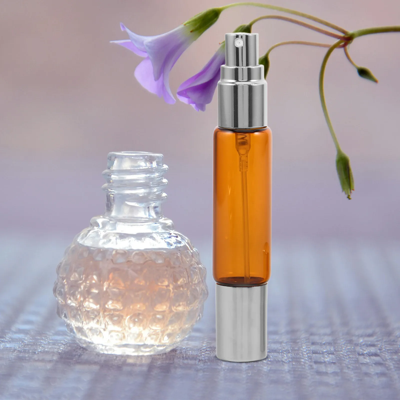 8Pcs Amber Glass Essential Oil Roller Bottles Set 10Ml Dual-Head Leakproof Refillable Perfume Spray Bottles Portable Travel view 4