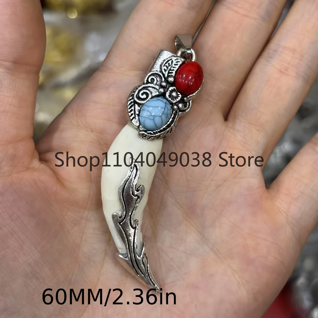 

Retro Imitation Wolf Tooth Pendant Men's Necklace Personalized Retro Sweater Accessory Tooth Shaped Pendant