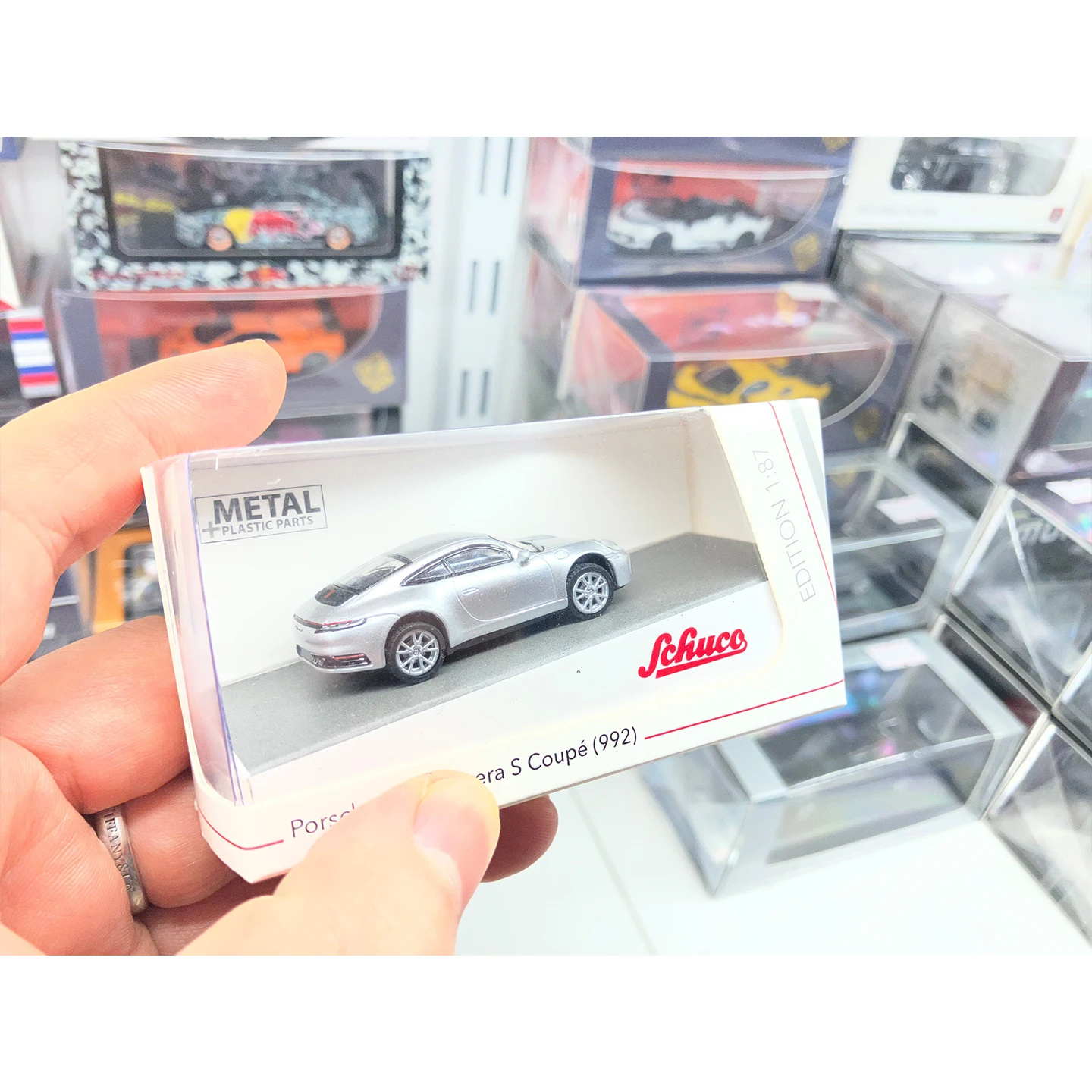 Schuco 1/87 911 992 Коллекционная модель автомобиля из литого металла, ограниченная серия, сплав.