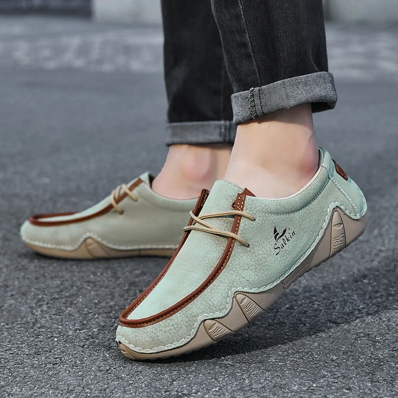 New 2026 Fashion Handmade Leather Casual Men Shoes Design Sneakers Man Loafers Breathable Low Top Flat Shoes Driving Plus Size
