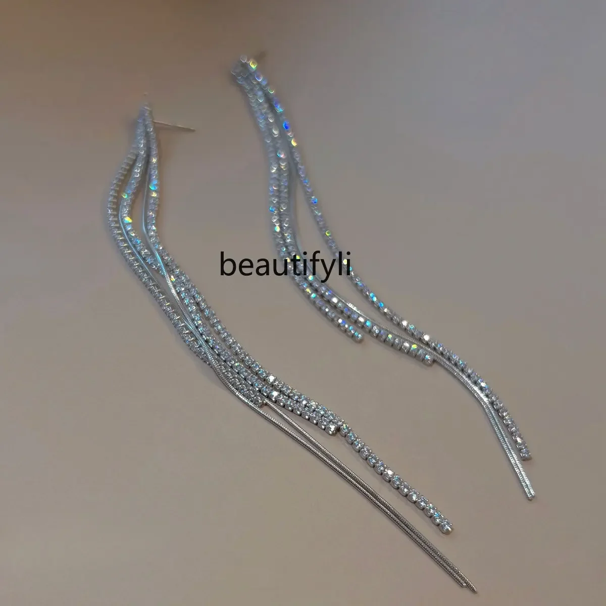 

yj Textured Shining S925 Sterling Silver Long Tassel Full Diamond Stud Earrings for Women High Class Elegant Earrings