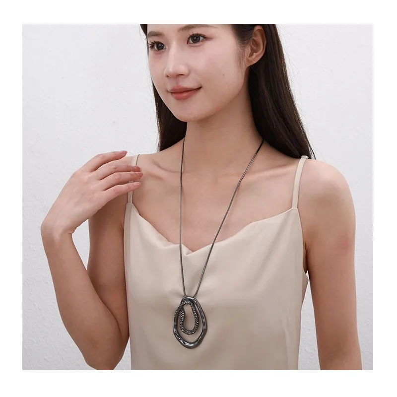 

Special for New Hot-selling Sweater Chains, Women's Fashion Versatile Lines, Trendy Korean Version, Long Necklace.