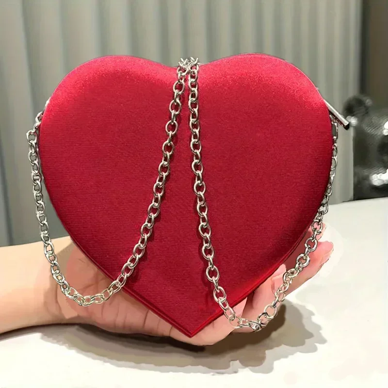 

Ladies' fashionable and elegant dinner love shoulder bag, small and exquisite chain diagonal cross bag