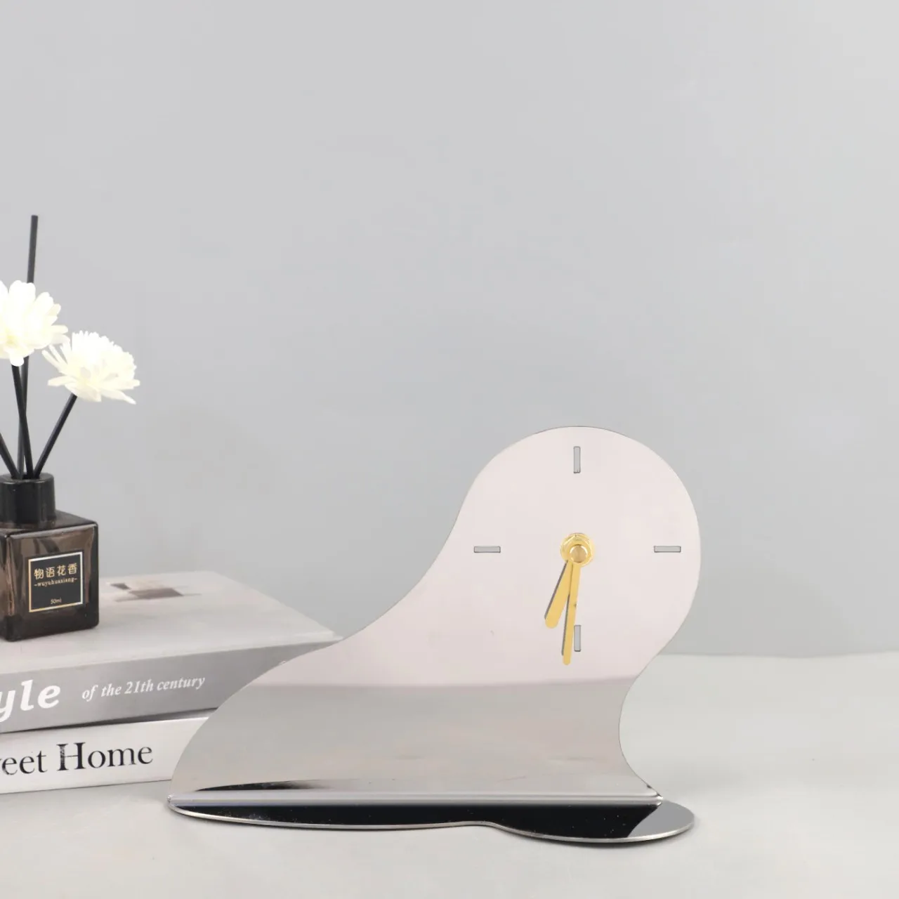 CX Modern Simple Stainless Steel Lake Mirror Clock Table Clock Decorative Ornament