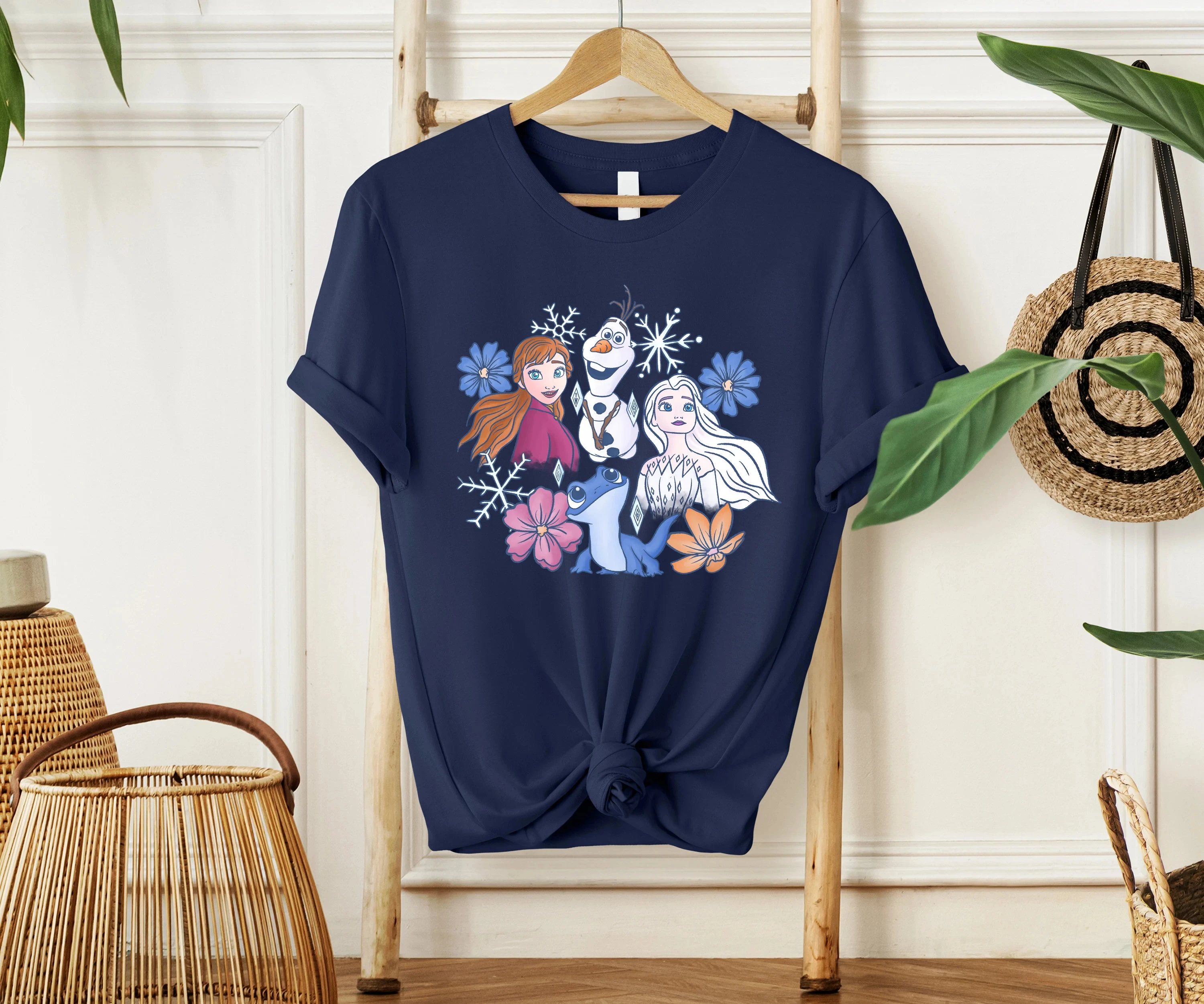 قمصان ريترو فروزن الملونة المريحة، قمصان إلسا الرجعية، قمصان آنا، قمصان أولاف، قمصان المملكة السحرية، قمصان فيلم ديزني #6