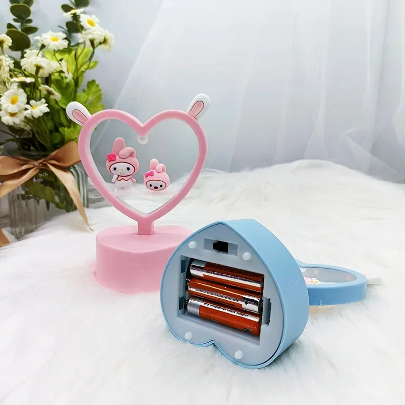 Sanrios ma mélodie veilleuse cannelle Kuromi Hello Kitty en forme de coeur atmosphère lumière chambre Mini lampe décorative
