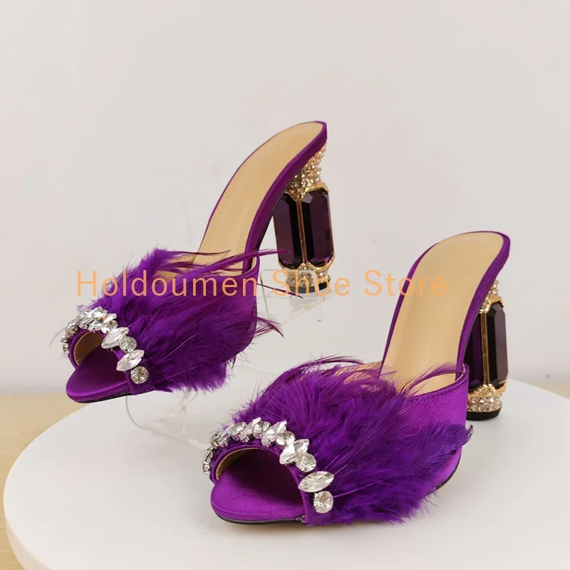 

Vintage Feather Embellished Crystal Heels Slippers Luxury Round Peep Toe Chunky Heel Shoes Women's Pull On Party Modern Slippers