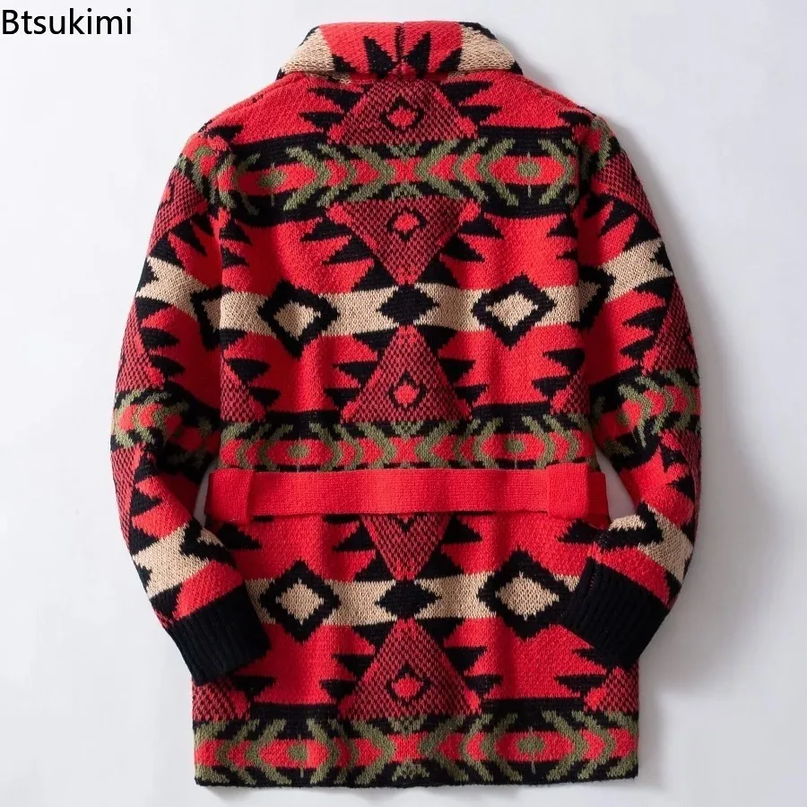 Nuevos suéteres informales de Jacquard a la moda para hombre, cárdigans de punto con botones y solapa con cinturón, Otoño Invierno, suéter Vintage, abrigos para hombre