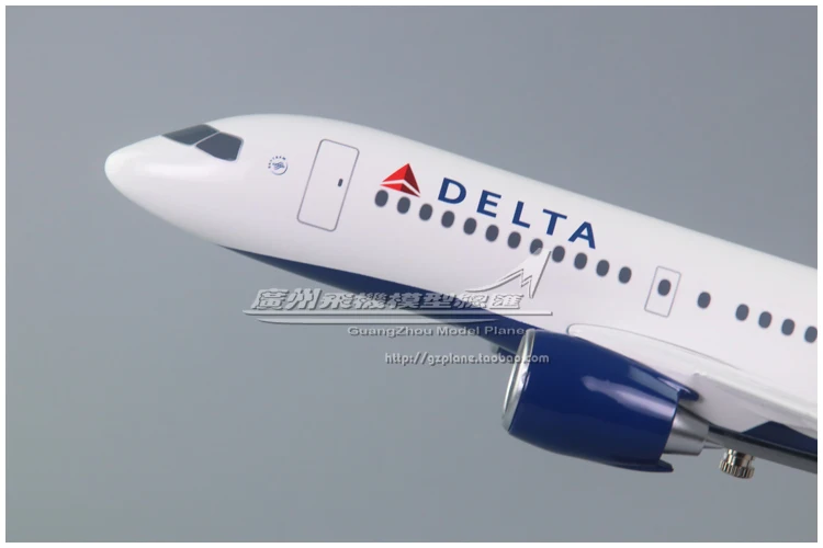 1:100 Delta Air Lines DELTA Airbus A220 Plastic Assembly Simulation Passenger Airplane Model 35cm  Aircraft Model