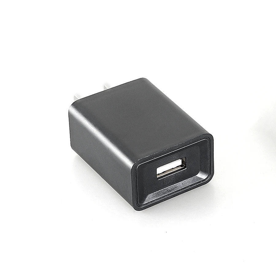 المقابس القياسية الأوروبية/المعايير الأمريكية، والمصباح الأمامي/المصابيح الأمامية وغيرها من المقابس الملحقات