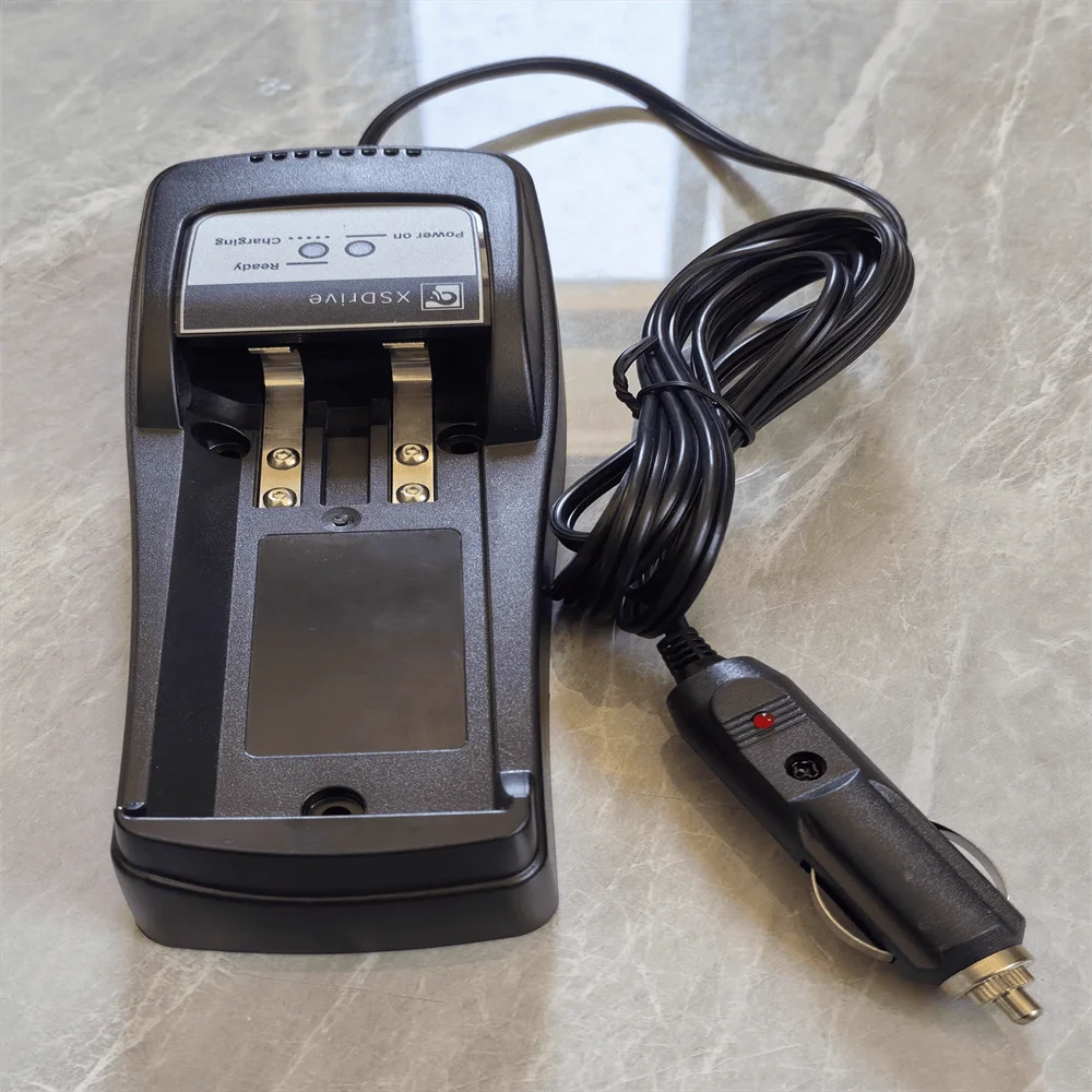 

Adapter Suitable for Hiab XS Drive H3786692 AX-HI6692 brand new remote control charger HIA7220