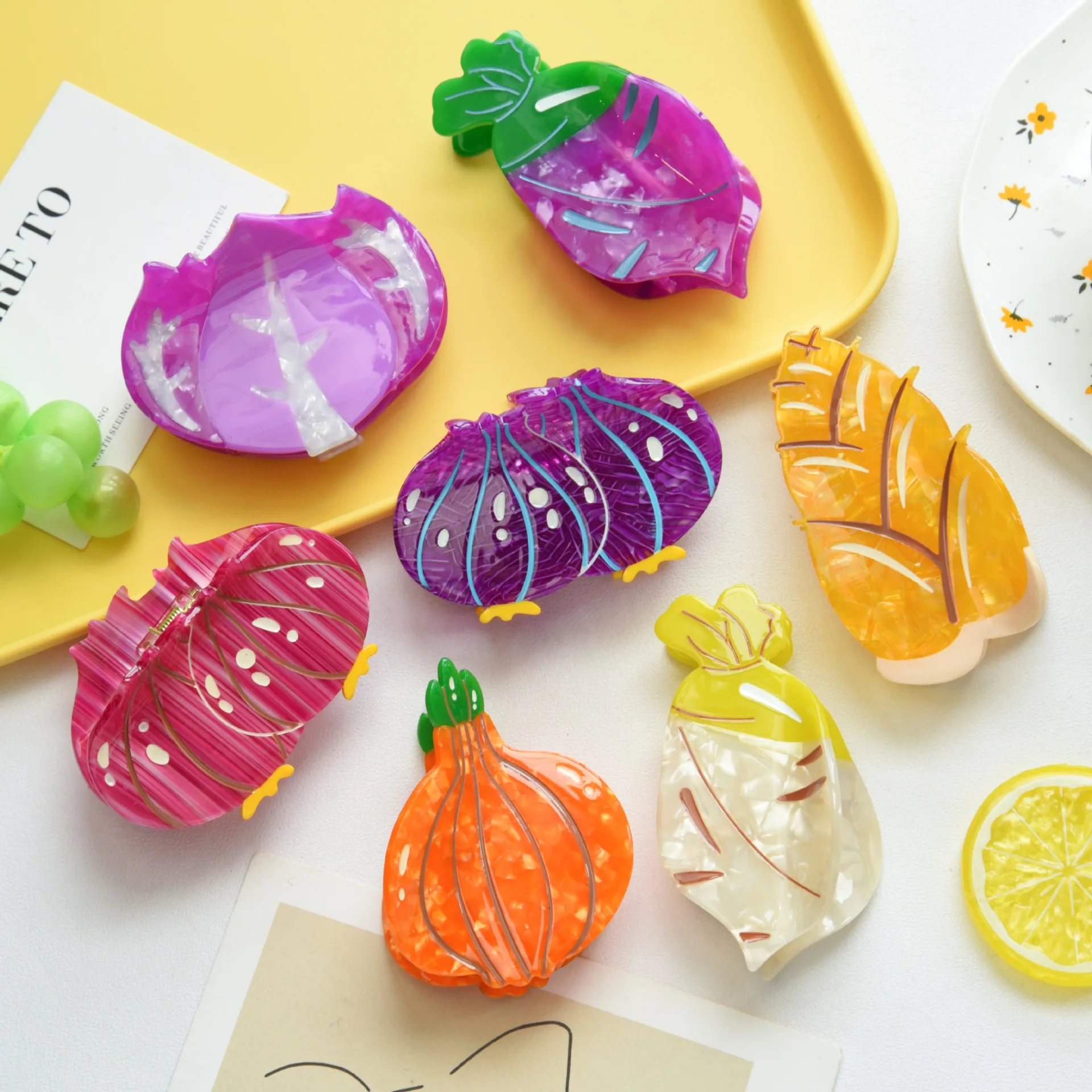 

2025 Creative Vegetable Style Onion Shape Hair Claw Pumpkin Acetate Claw Clips Trendy Hair Clips for Women Girls Headwear