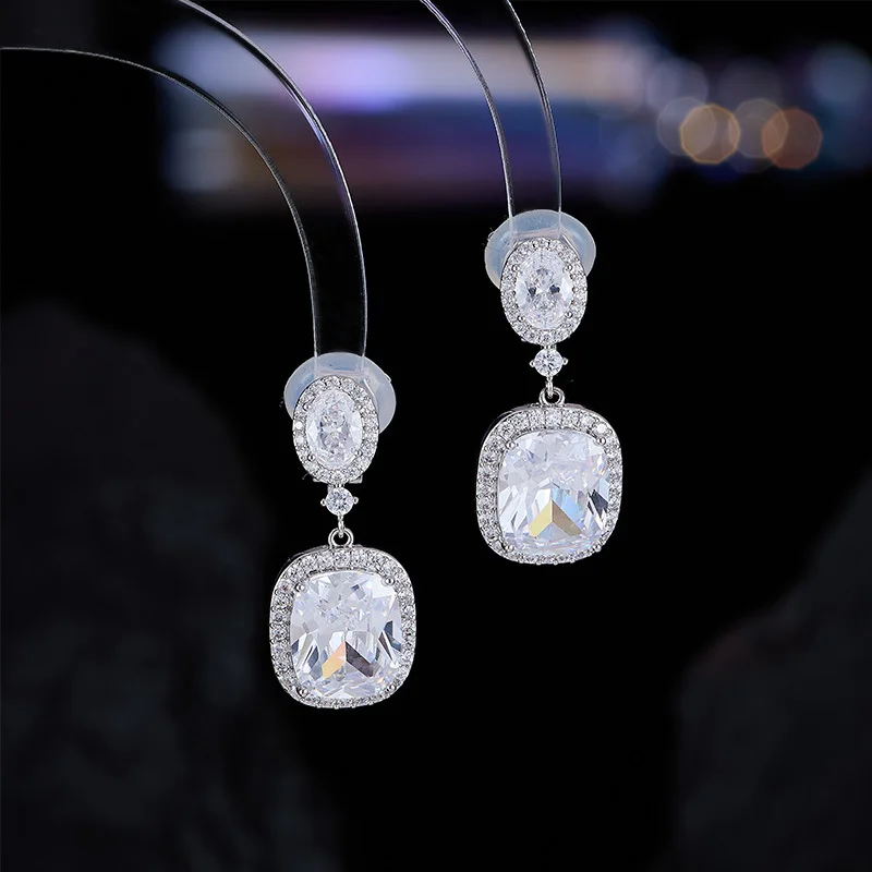 

Elegant Retro Geometric CZ Earrings Luxury Zircon Clip-On Jewelry No Piercing Required LYS324