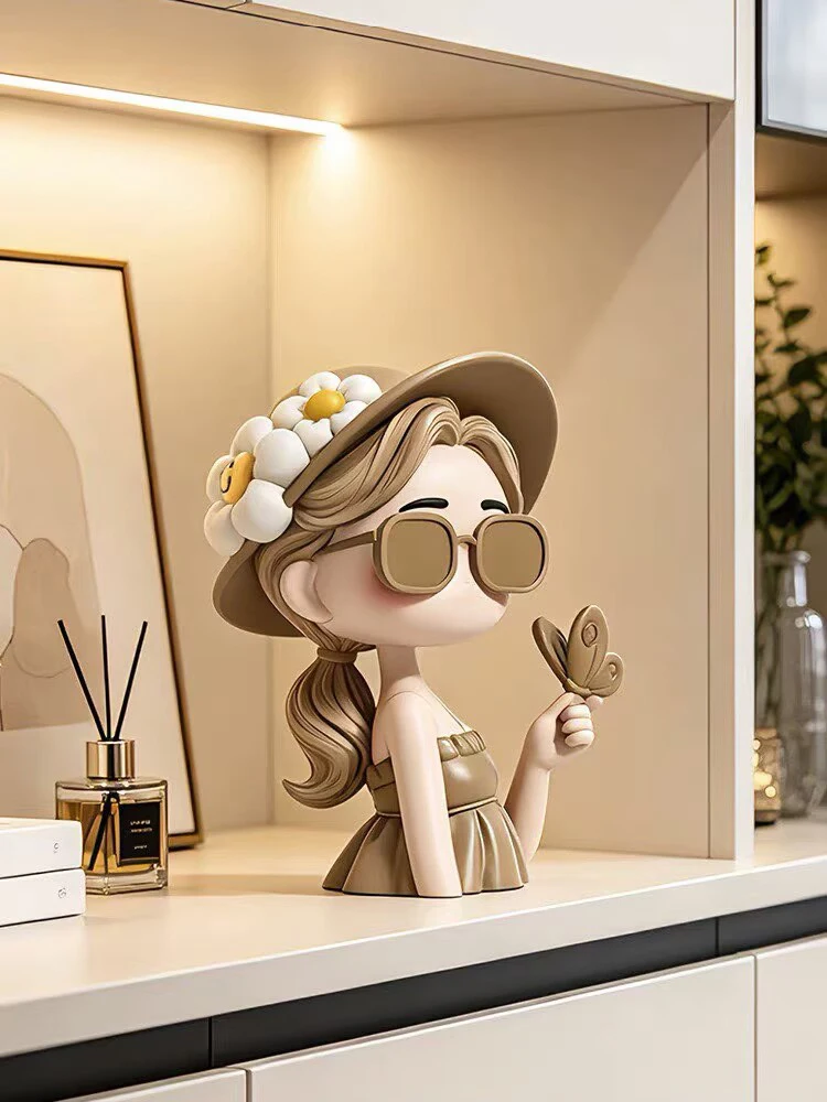 Creative Home Decor Cute Butterfly Girl Resin Figurine Desktop Ornament Nordic Home Office Workspace Decor Statue Birthday Gift