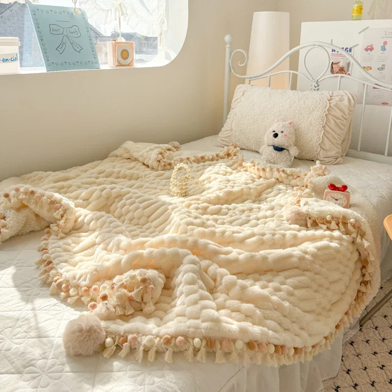 Fall Winter Thickened Warm Artificial Lambswool Blanket High Quality Soft Fluffy Blanket Skin-friendly Cozy Tassel Blanket Shawl