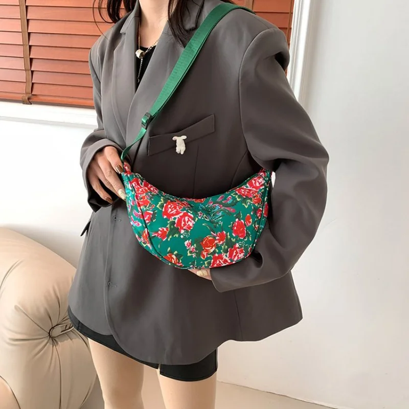 

Элегантная высококачественная минималистичная кожаная женская сумка через плечо с буквенным логотипом, винтажный модный дизайн