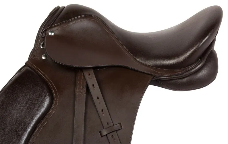 سرج جلدي عالي الجودة ناعم ومتين لجميع الأغراض لركوب الخيل، منتج أداء مستقر، أساسي للفروسية
