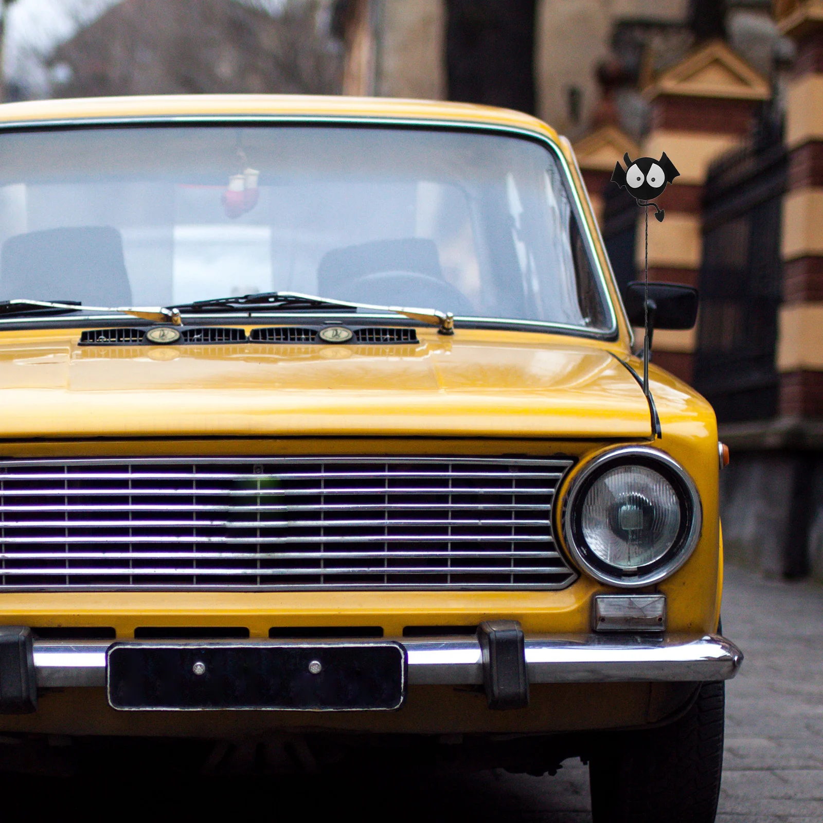 Dekoracja anteny samochodowej, uroczy kreskówkowy nietoperz z dużymi oczami, zabawny, na Halloween, do samochodu osobowego, ciężarówki, SUV-a, odporny na warunki atmosferyczne.