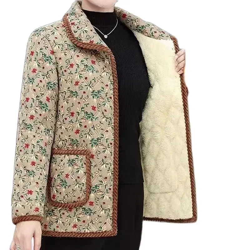 

Middle-Aged Elderly Mothers Add Velvet Thicken Outerwear 2025 New Warm Cotton-Padded Jacket Winter Loose Cotton Women Jacket
