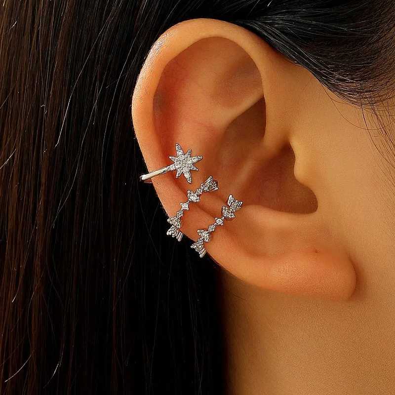 

Eight pointed star three piece ear clip, light luxury, high-end feeling, simple stacking, no ear hole earrings