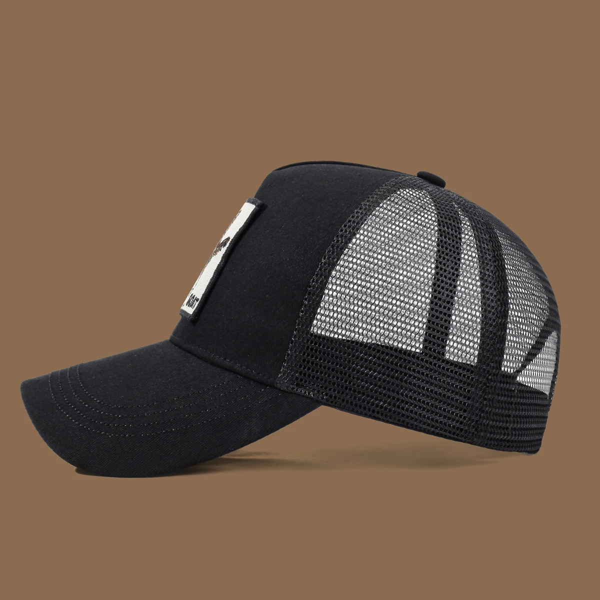 قبعة سائق الشاحنة للجنسين مع تطريز الماعز وزخرفة - مثالية للارتداء اليومي غير الرسمي والرياضة والسفر #4