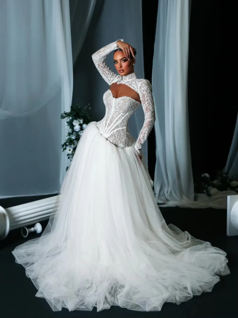 Brilliant Appliques Wedding Dresses Pearls A-line Bridal Gowns with Jacket Strapless Sleeveless Customized Vestidos De Novia