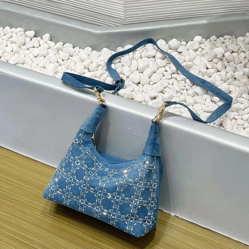 2025 جديد حمل حقيبة دلو حقيبة يد المرأة حقائب الدنيم الأزرق حقيبة كتف نسائية Bolso مصمم حقائب جانبية فاخرة