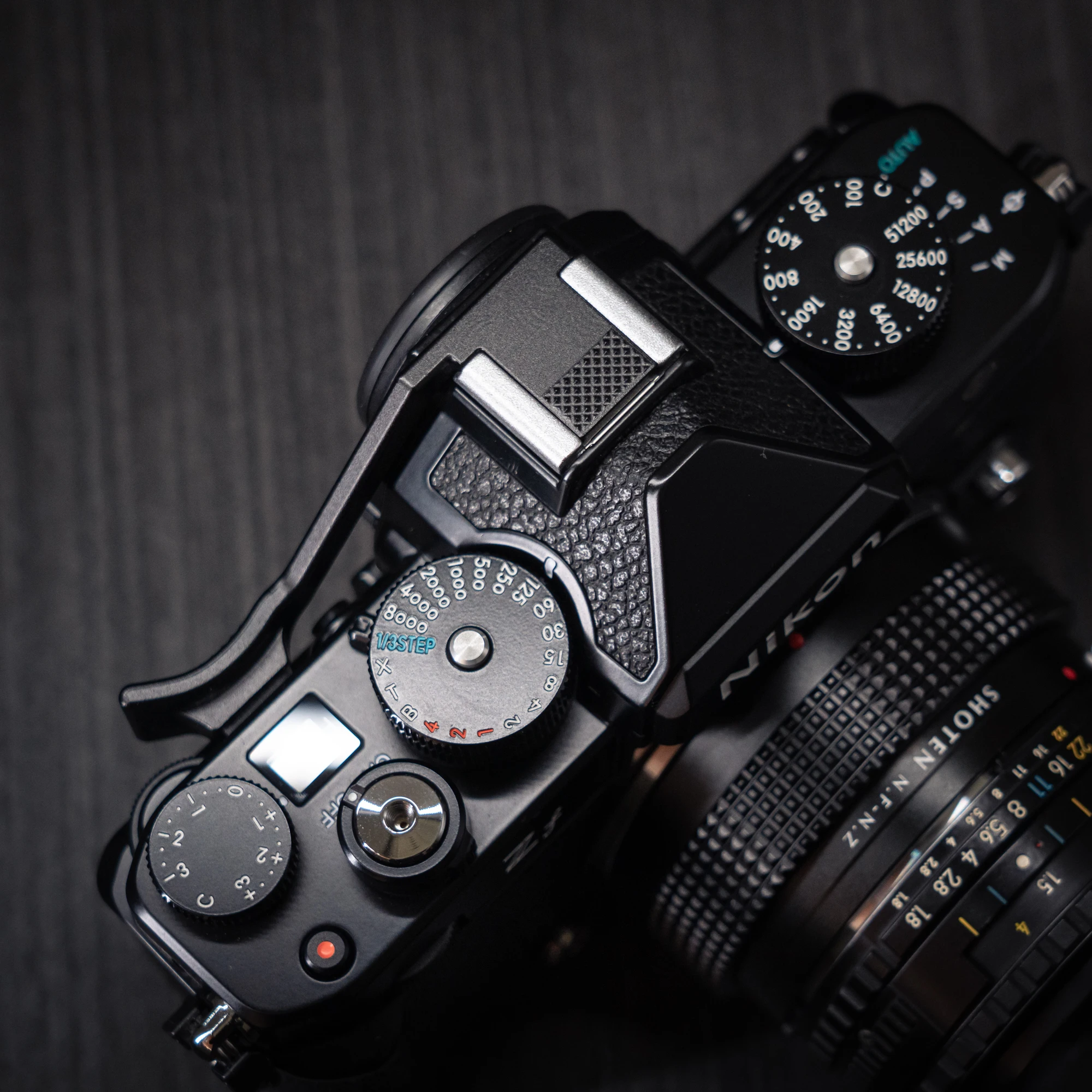 Aluminium-Metall-Handgriff mit Daumenaufnahme für Nikon ZF Kamera – Detail 10