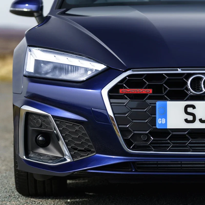 المعادن Quattro شعار الجبهة شواء شارة شعار ملصق الشارات لأودي كواترو سلاين RS A4 B8 B6 B7 B9 A3 8P 8V 8L A6 C7