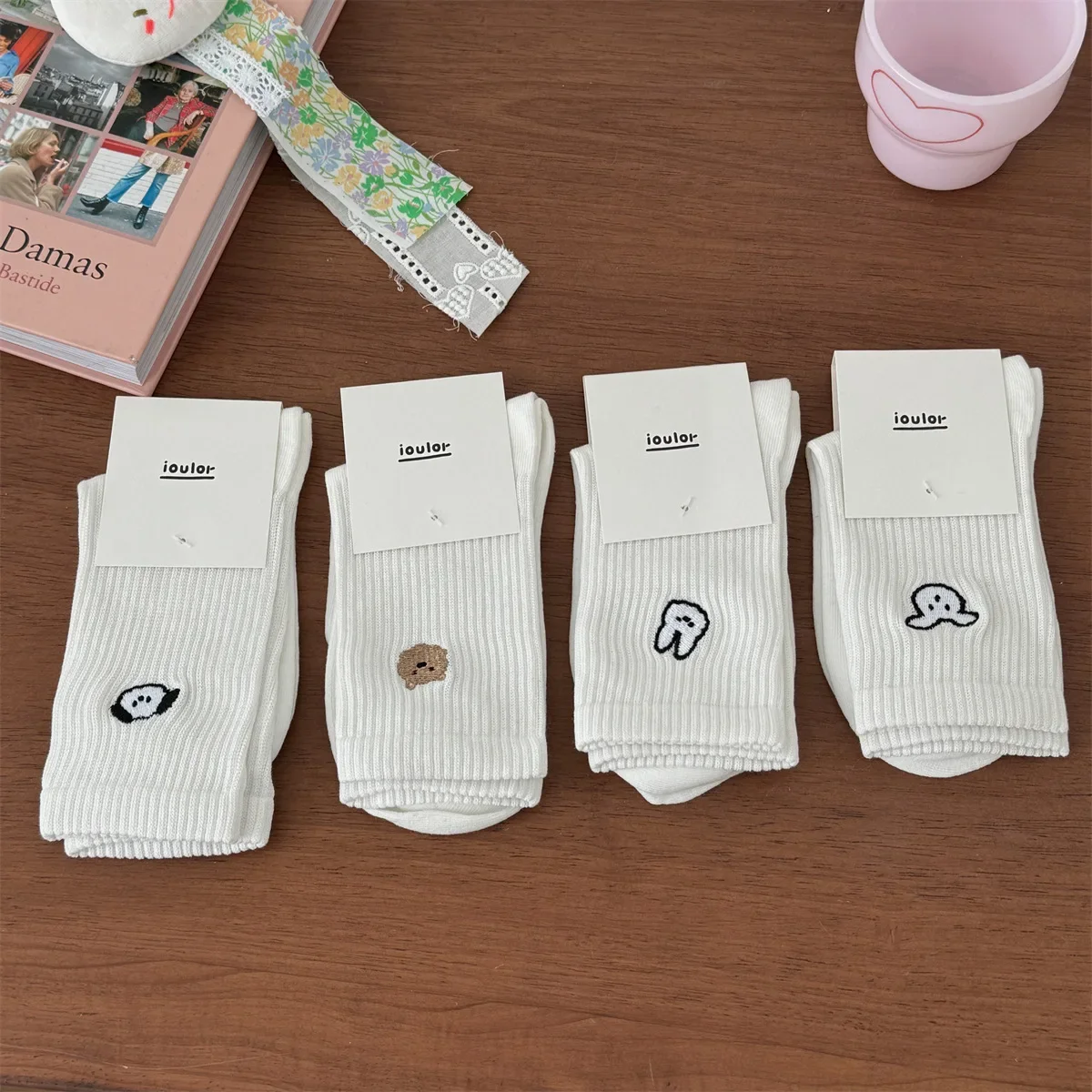 

White Socks Women Cartoon Bear/dog/rabbit/sheep Embroidery Kawaii Socks Casual Cotton Breathable Streetwear Middle Tube Socks