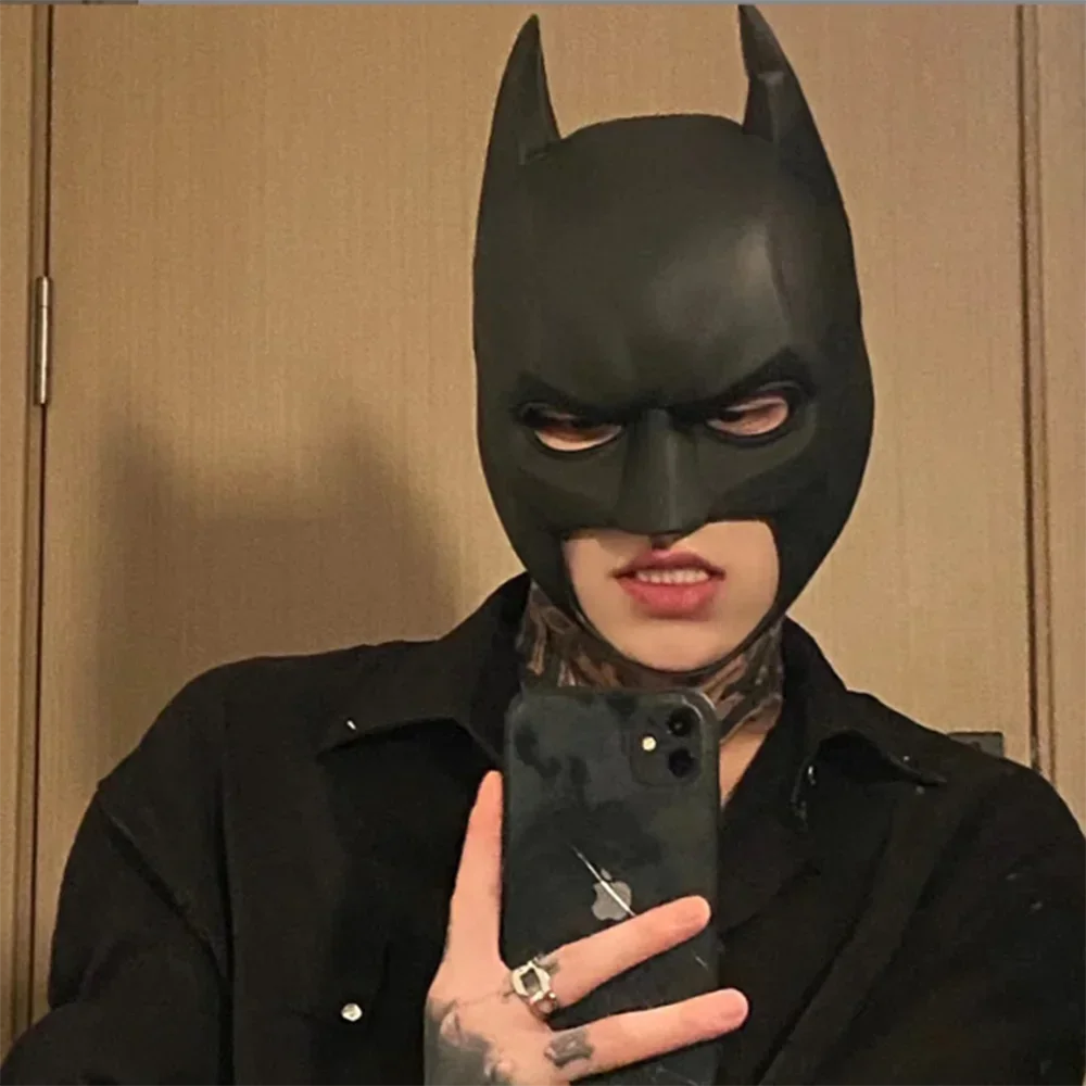 Bruce Wayne Bat Hero Mask Halloween Cosplay Movie Superhero Face Mask for Men Full Head Latex Helmet Adult Woman Disguise Prop