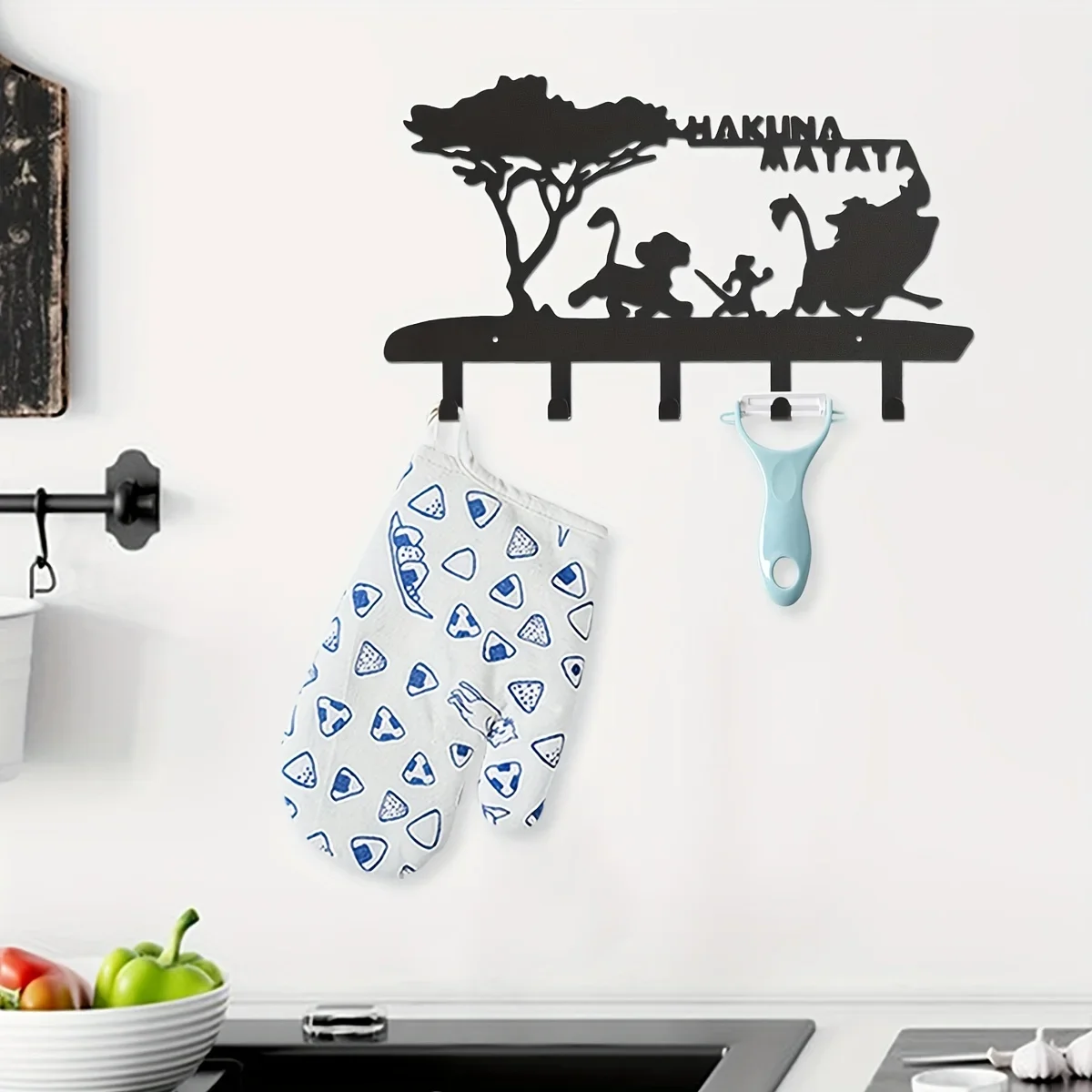 Key Hooks for Wall Decorative, Key Holder Wall Mounted With 5 Hooks Black Metal Key Organizer Rack Hanger Home Decor