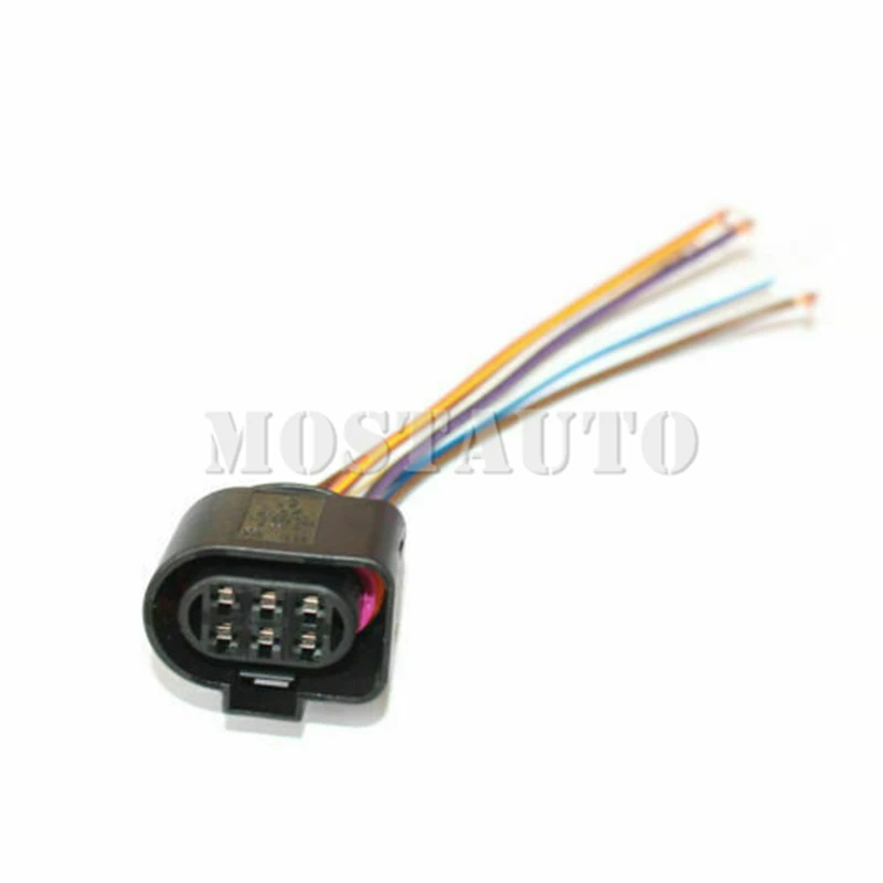 

Rear Tail Light Wiring Plug Pig-Tail Wired Connector 1J0973733 For Audi TT Mk2 8J 2006-2004