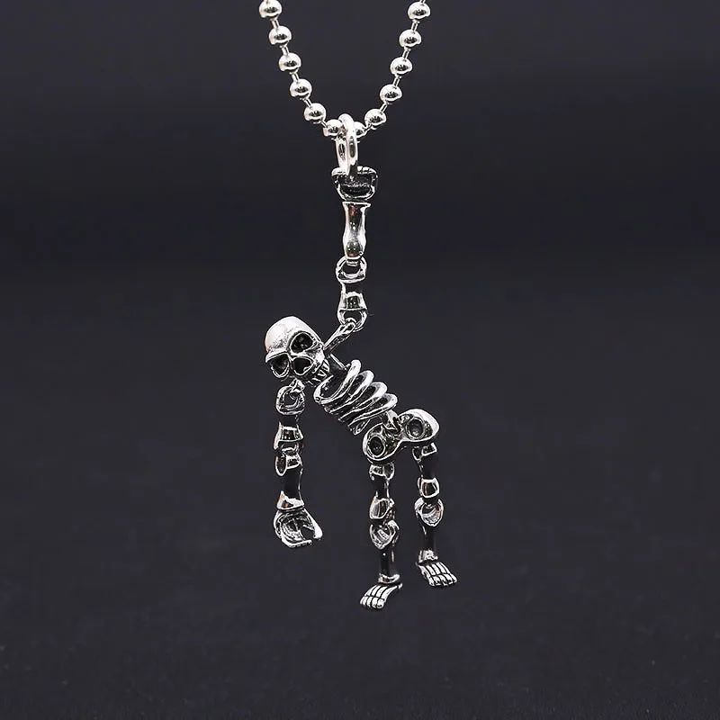 Vintage Silver Plated Carved Skull Pendant Necklace for Men, Punk Style Retro Sweater Chain Personality Hanging Jewelry