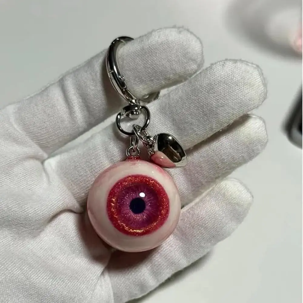 Resin Material Gothic Eye Keychain Goth Style Eyeball Charms Halloween Eyes Keychain Handmade Funny Design Eye Keychain
