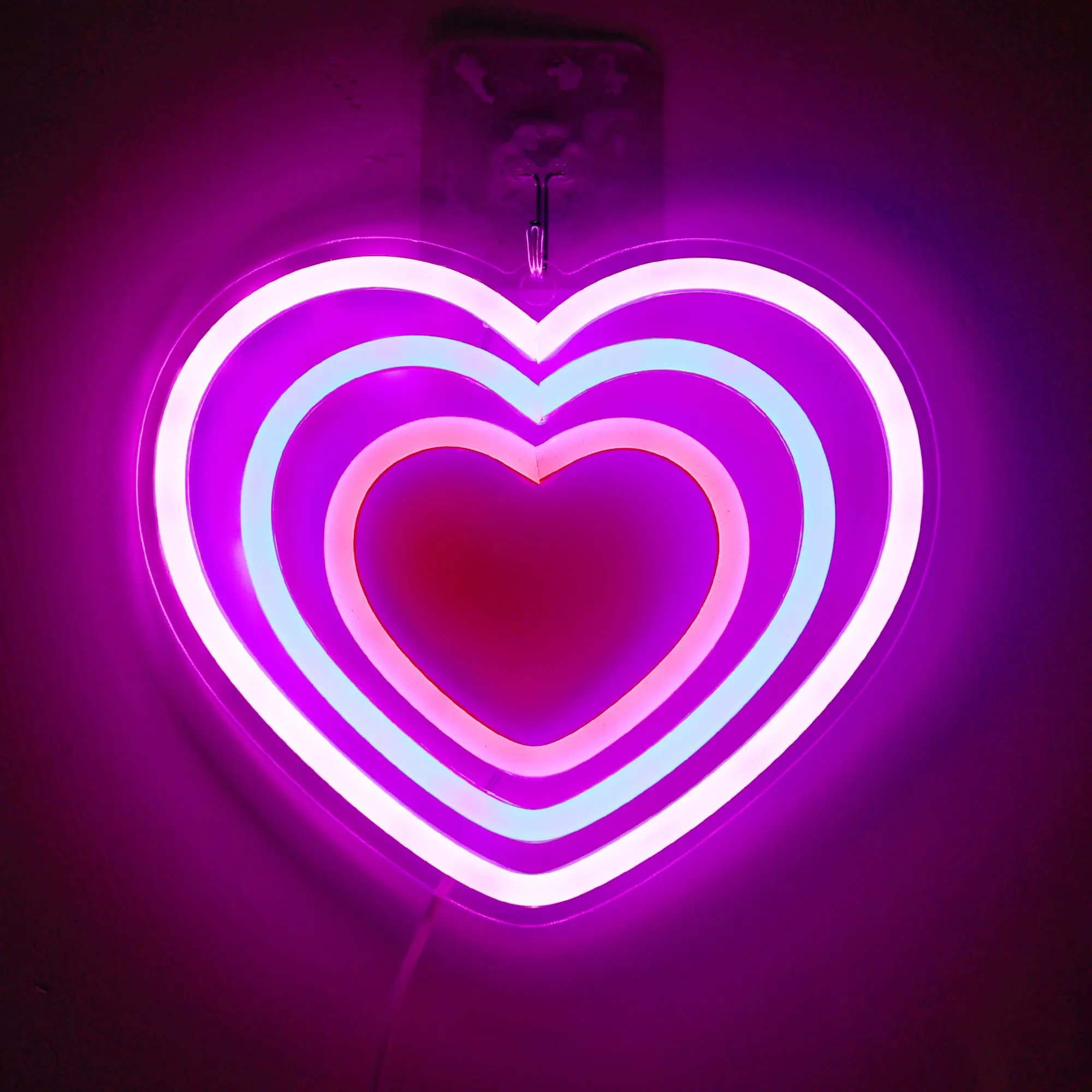 Heart shaped neon sign, 3-color LED neon light, USB power supply, suitable for wall and table decoration in esports rooms, parti
