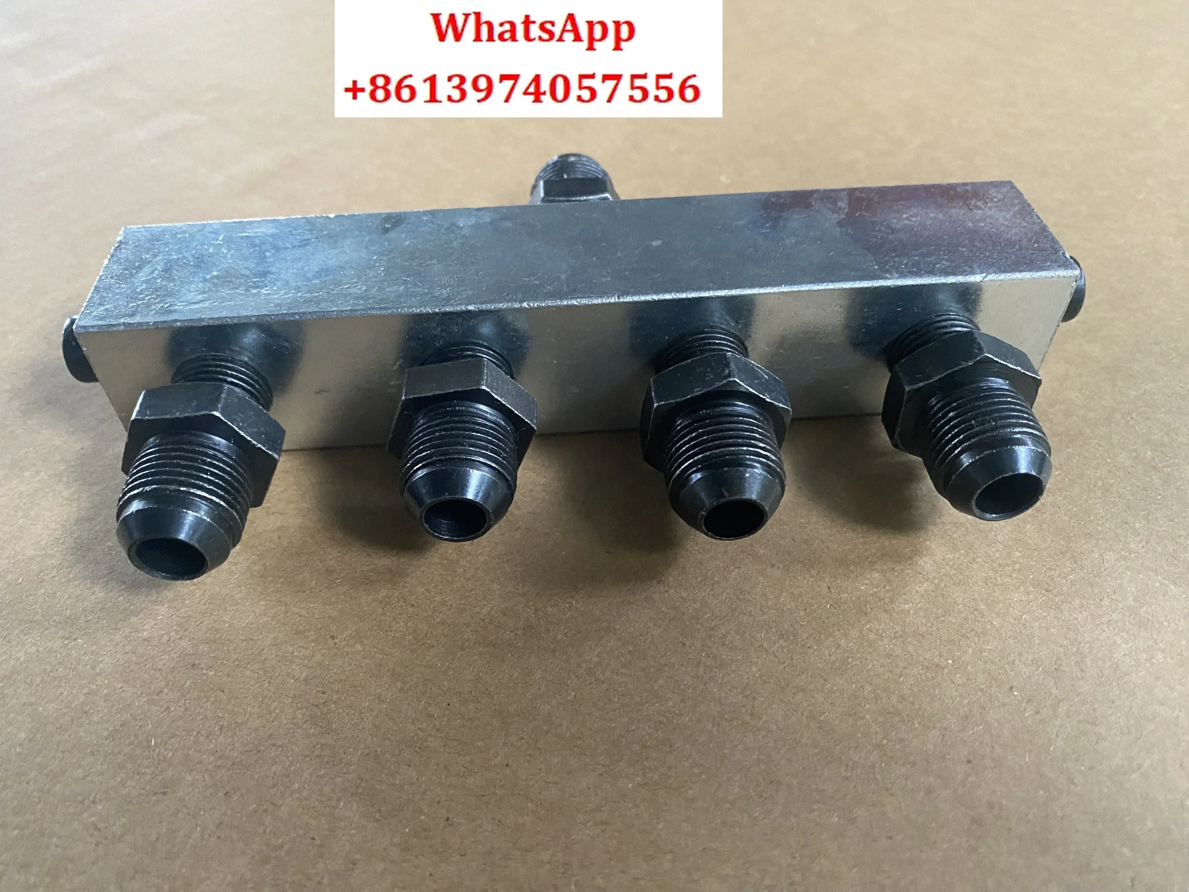 Five-way oil separator, oil distribution valve, hydraulic system hydraulic accessories one-to-four diversion valve