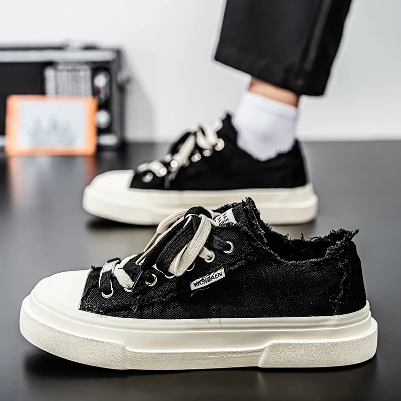 

2025 New Men's Board Shoes,sneakers,skate shoes,Casual Shoes Casual Durable Soft Sole Travel unisex soft-soled shock-absorbing