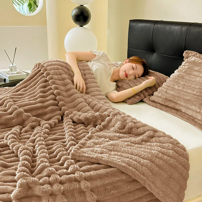 Blanket Thickened Milk Velvet Autumn/winter Blanket for Office Nap Flannel Sofa Cover Pet Warm Soft Blanket Large Size - Image 4