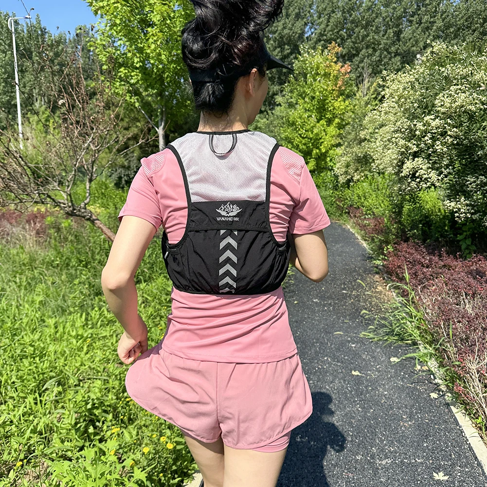 

Hydration Jogging Vest Ultralight Breathable Hydration Vest Running Bag Running Race Hydration Vest for Bicycle Marathon Hiking