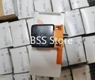 

IM5115 IM5116 IM5119 IM5120 IM5123 IM5125 IM5126 IM5127 IM5128 IM5129 IM5132 IM5133 IM5134 Proximity Switch Sensor
