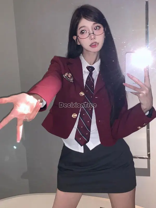 2025 Giappone stile coreano uniforme scolastica ragazza vino rosso set sexy uniforme scolastica jk set college maniche lunghe jk uniforme set a712