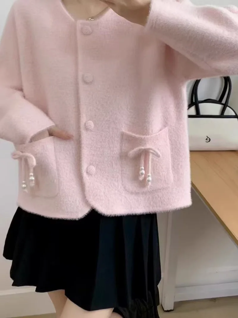 Veste pull de Style français pour femme, Cardigan court pour printemps, automne et hiver, haut polyvalent de Niche haut de gamme, nouvelle collection 2026