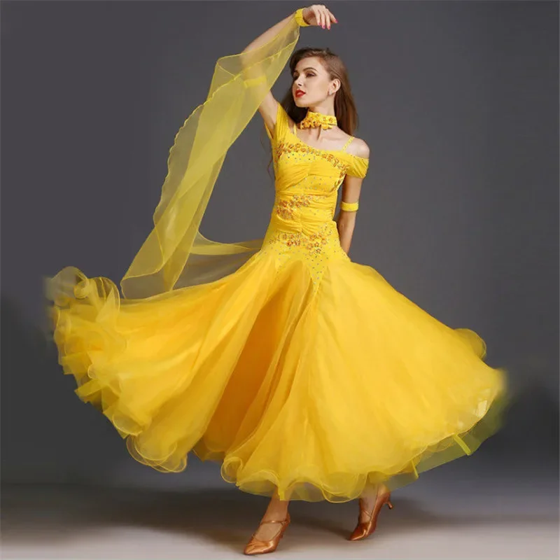 White Ballroom Dress Long Sleeves Waltz Dresses For Ballroom Dancing Foxtrot Dance Dress Standard Ball Dress Sequins Dance Wear