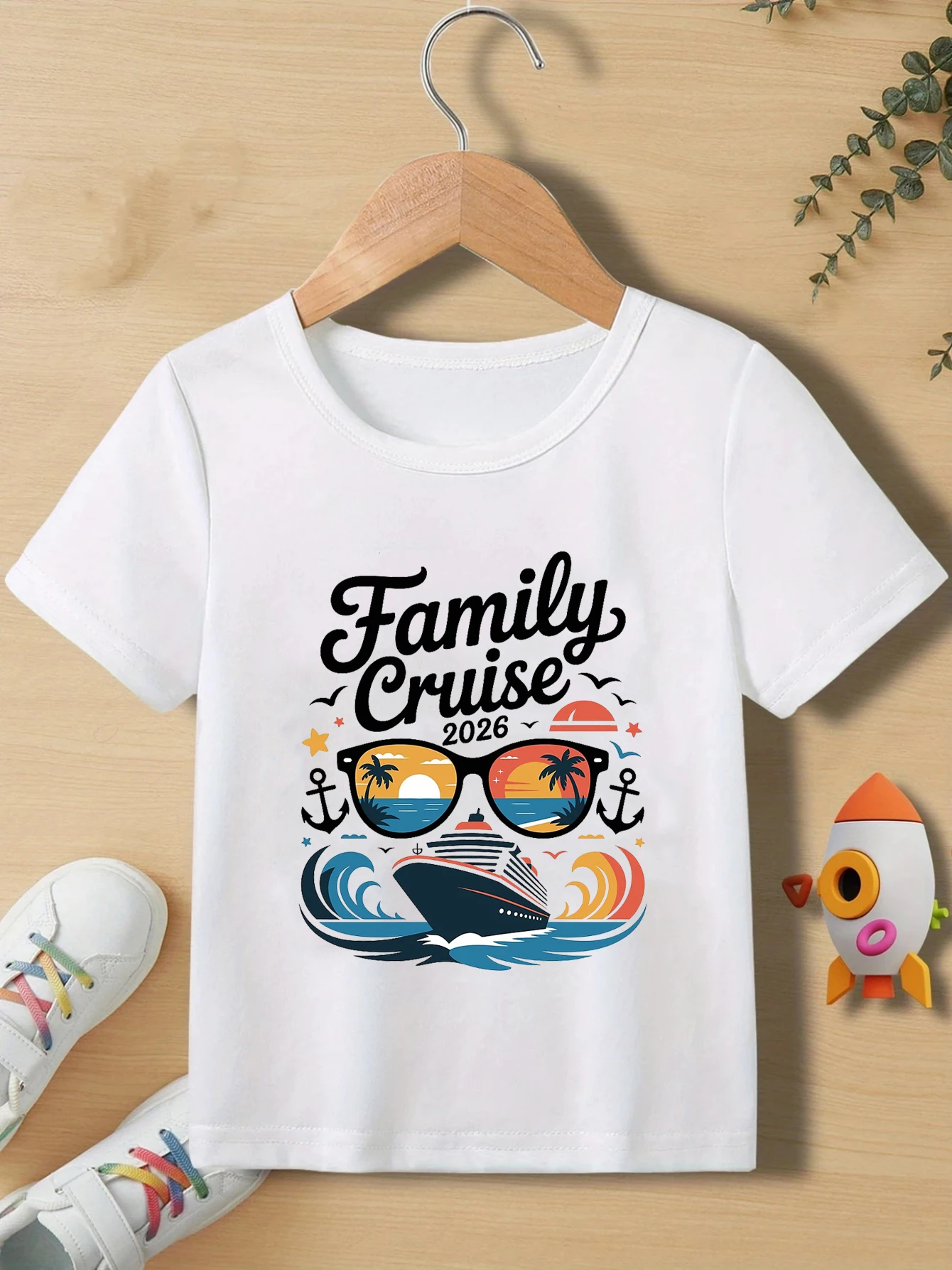 Squad Cruise Making Memories Together T-Shirt Girls Suitable For Travel And Beach Vacation Tshirt Fashion Cute Boys/Girl Tshirt