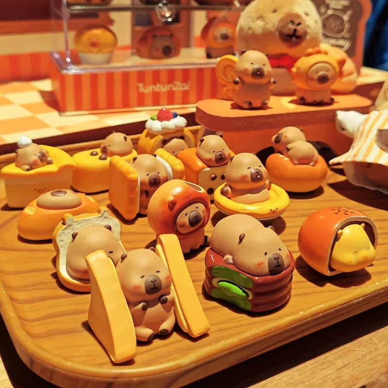 Tuntun Zai Bakery Seri Cute Beans 2 Figur Capybara Lucu Trendi Blind Box & Dekorasi Meja Mini Capybara Imut Hadiah