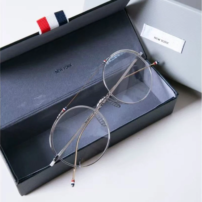 موضة نيويورك العلامة التجارية الصغيرة نظارات دائرية إطار سبائك التيتانيوم النظارات الرجال النساء نظارات نظارات USA نمط TBX910 ليتل